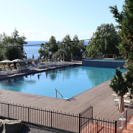 Il Pampaleone Glamping And Resort Acireale Exteriör bild
