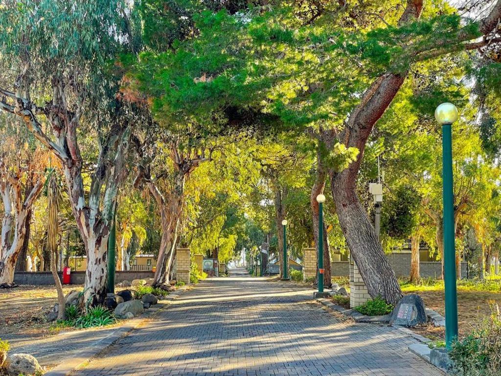 Il Pampaleone Glamping And Resort Acireale Exteriör bild